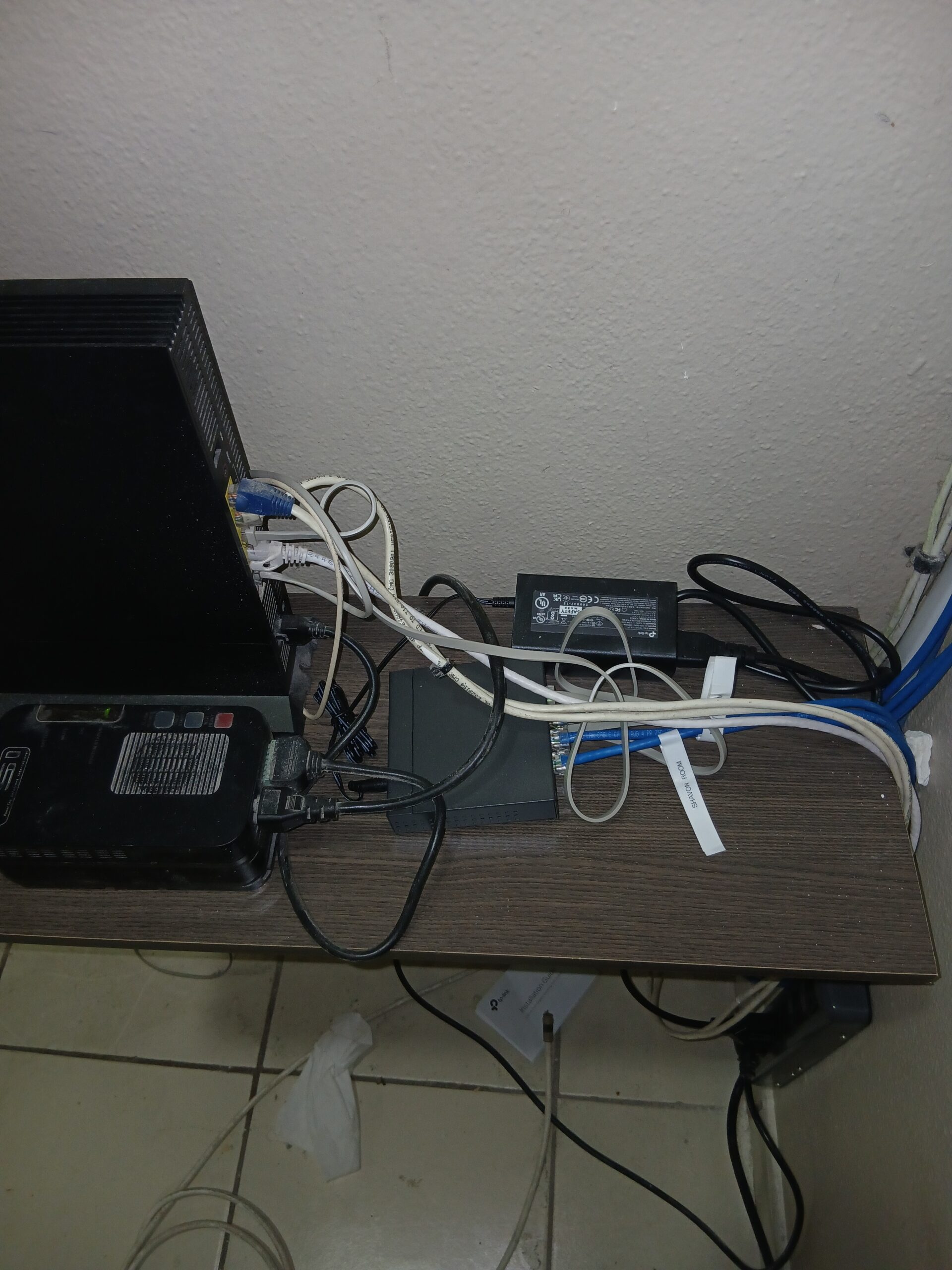 Residential Wi-Fi equipment setup in Nassau